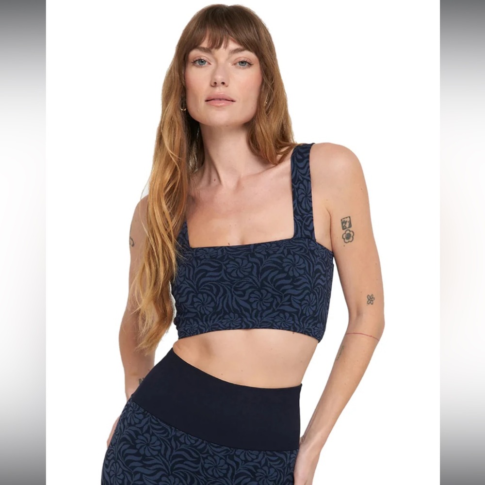SPIRITUAL GANGSTER
Ria Seamless Jacquard Bra